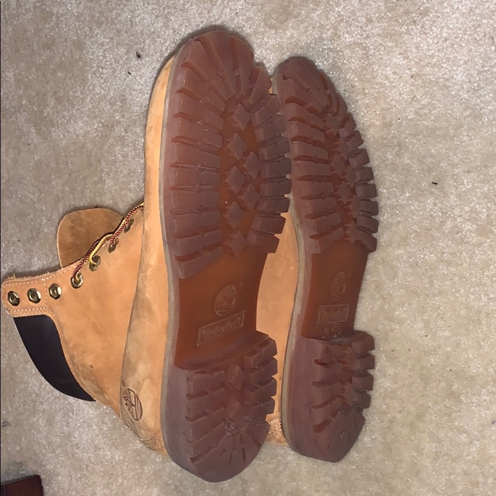 Timberland Boots - Picture 2 of 5